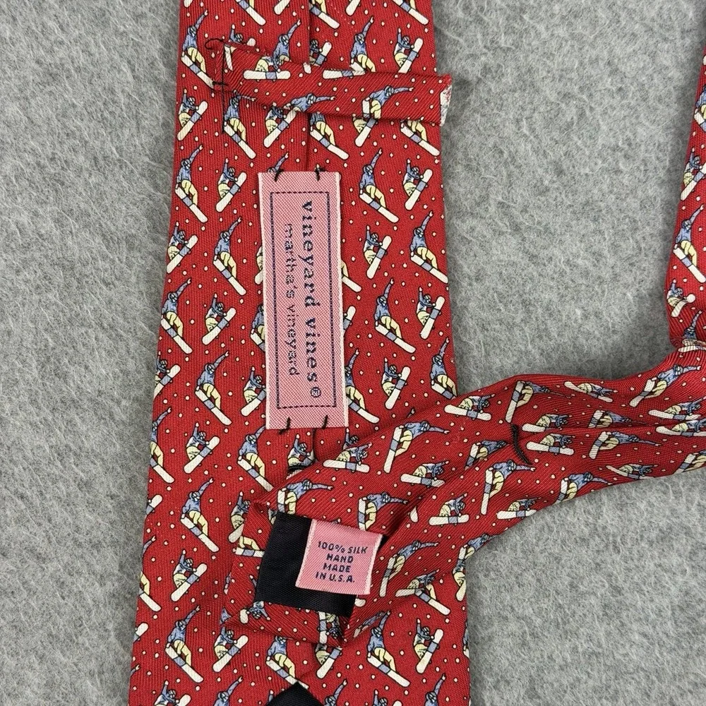 Vineyard Vines Boys Silk Tie Red Snowboarder Novelty Made USA 48x3